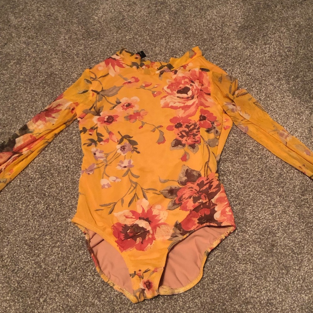 COPY - long sleeve mesh leo
